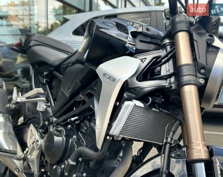 Черный Хонда CB 300R, объемом двигателя 0.29 л и пробегом 6 тыс. км за 4500 $, фото 14 на Automoto.ua