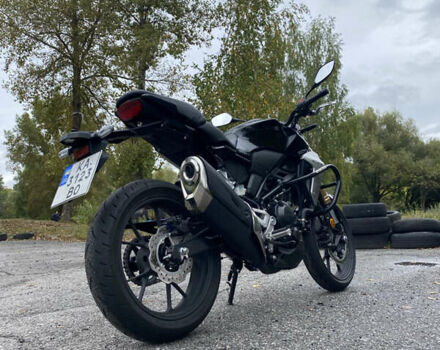 Чорний Хонда CB 300R, об'ємом двигуна 0.3 л та пробігом 1 тис. км за 5000 $, фото 3 на Automoto.ua