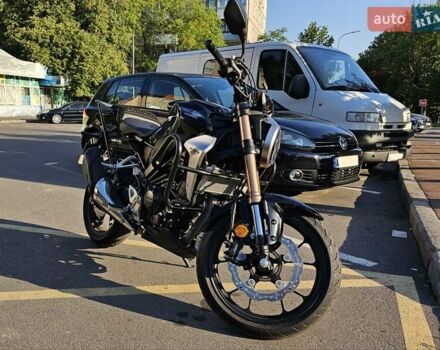 Чорний Хонда CB 300R, об'ємом двигуна 0.29 л та пробігом 6 тис. км за 4800 $, фото 8 на Automoto.ua