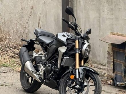 Черный Хонда CB 300R, объемом двигателя 0.29 л и пробегом 7 тыс. км за 4500 $, фото 1 на Automoto.ua