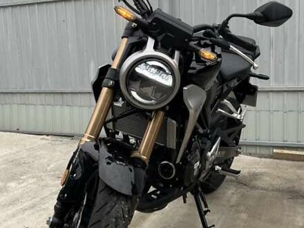 Хонда CB 300R 2021 у Ватутіне на Automoto.ua Чорний Хонда CB 300R, об'ємом двигуна 0.29 л та пробігом 1 тис. км за 4900 $, фото 1 на Automoto.ua