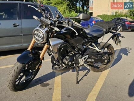 Хонда CB 300R 2021 у Вінниці на Automoto.ua Чорний Хонда CB 300R, об'ємом двигуна 0.29 л та пробігом 6 тис. км за 4800 $, фото 1 на Automoto.ua