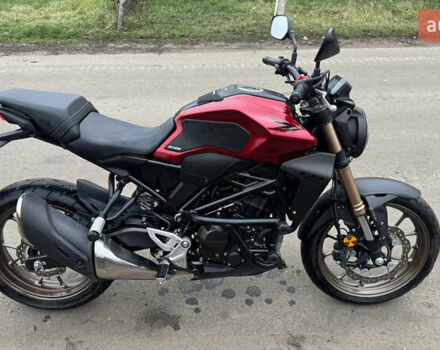 Красный Хонда CB 300R, объемом двигателя 0.3 л и пробегом 2 тыс. км за 4500 $, фото 5 на Automoto.ua