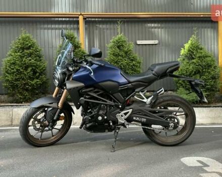 Синий Хонда CB 300R, объемом двигателя 0.29 л и пробегом 4 тыс. км за 4700 $, фото 6 на Automoto.ua