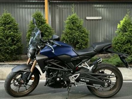 Хонда CB 300R 2021 у Дніпро (Дніпропетровську) на Automoto.ua Синій Хонда CB 300R, об'ємом двигуна 0.29 л та пробігом 4 тис. км за 4700 $, фото 1 на Automoto.ua