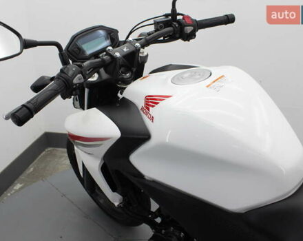 Білий Хонда CB 400F, об'ємом двигуна 0.4 л та пробігом 15 тис. км за 4000 $, фото 12 на Automoto.ua