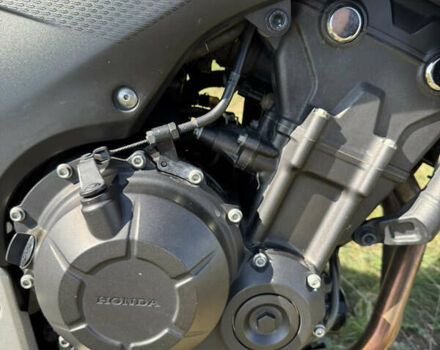 Белый Хонда CB 400F, объемом двигателя 0.4 л и пробегом 15 тыс. км за 4600 $, фото 6 на Automoto.ua