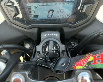 Белый Хонда CB 400F, объемом двигателя 0.4 л и пробегом 14 тыс. км за 4700 $, фото 8 на Automoto.ua