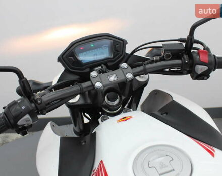 Білий Хонда CB 400F, об'ємом двигуна 0.4 л та пробігом 15 тис. км за 4000 $, фото 14 на Automoto.ua