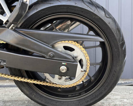 Белый Хонда CB 400F, объемом двигателя 0.4 л и пробегом 20 тыс. км за 4200 $, фото 12 на Automoto.ua