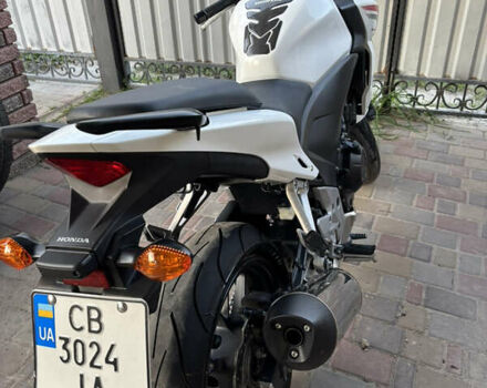 Белый Хонда CB 400F, объемом двигателя 0.4 л и пробегом 22 тыс. км за 4900 $, фото 6 на Automoto.ua
