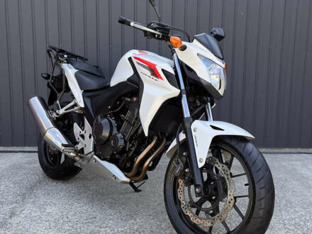 Хонда CB 400F 2013 у Марганце на Automoto.ua Білий Хонда CB 400F, об'ємом двигуна 0.4 л та пробігом 37 тис. км за 4100 $, фото 1 на Automoto.ua