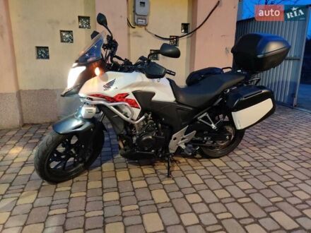 Хонда CB 400F 2015 у Києві на Automoto.ua Білий Хонда CB 400F, об'ємом двигуна 0.4 л та пробігом 68 тис. км за 5300 $, фото 1 на Automoto.ua