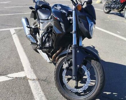Черный Хонда CB 400F, объемом двигателя 0.4 л и пробегом 25 тыс. км за 5000 $, фото 7 на Automoto.ua