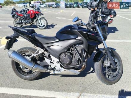 Черный Хонда CB 400F, объемом двигателя 0.4 л и пробегом 25 тыс. км за 5000 $, фото 1 на Automoto.ua