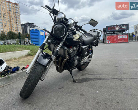 Черный Хонда CB 400SF, объемом двигателя 0.4 л и пробегом 56 тыс. км за 3100 $, фото 1 на Automoto.ua