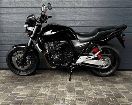 Черный Хонда CB 400SF, объемом двигателя 0.4 л и пробегом 12 тыс. км за 7500 $, фото 5 на Automoto.ua