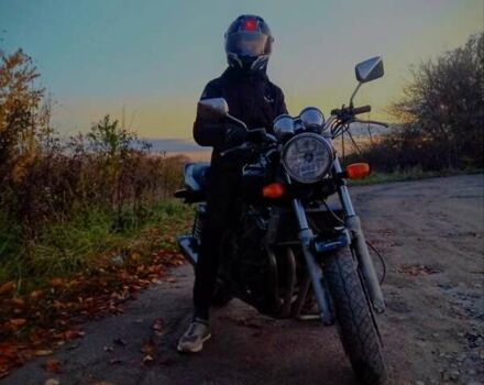 Черный Хонда CB 400SF, объемом двигателя 0.4 л и пробегом 50 тыс. км за 2900 $, фото 3 на Automoto.ua