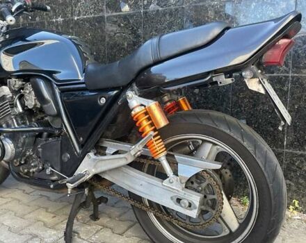 Хонда CB 400SF 1995 в Киеве на Automoto.ua Черный Хонда CB 400SF, объемом двигателя 0.4 л и пробегом 62 тыс. км за 2400 $, фото 5 на Automoto.ua