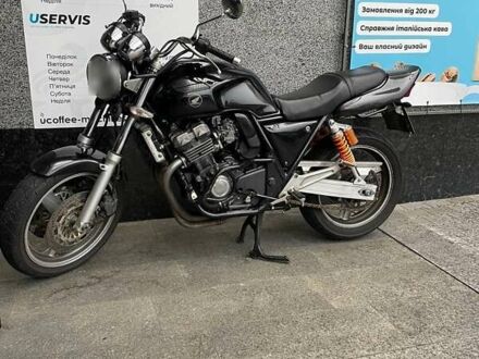 Хонда CB 400SF 1995 в Киеве на Automoto.ua Черный Хонда CB 400SF, объемом двигателя 0.4 л и пробегом 62 тыс. км за 2400 $, фото 1 на Automoto.ua