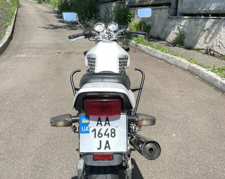 Хонда CB 400SF, объемом двигателя 0.4 л и пробегом 81 тыс. км за 2999 $, фото 2 на Automoto.ua