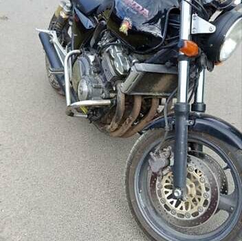 Хонда CB 400SF, объемом двигателя 0.4 л и пробегом 19 тыс. км за 2350 $, фото 1 на Automoto.ua