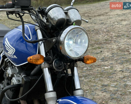 Хонда CB 400SF 2002 в Киеве на Automoto.ua Хонда CB 400SF, объемом двигателя 0.4 л и пробегом 40 тыс. км за 2800 $, фото 4 на Automoto.ua