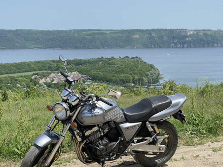 Хонда CB 400SF 1997 в Народичах на Automoto.ua Хонда CB 400SF, объемом двигателя 0.4 л и пробегом 25 тыс. км за 3500 $, фото 1 на Automoto.ua