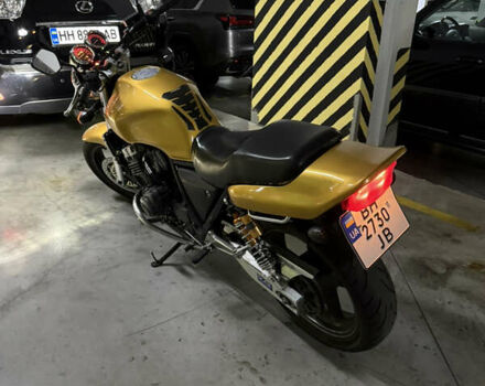 Жовтий Хонда CB 400SF, об'ємом двигуна 0.39 л та пробігом 30 тис. км за 3200 $, фото 4 на Automoto.ua