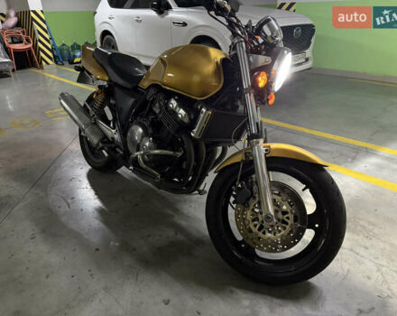 Жовтий Хонда CB 400SF, об'ємом двигуна 0.39 л та пробігом 30 тис. км за 3200 $, фото 9 на Automoto.ua