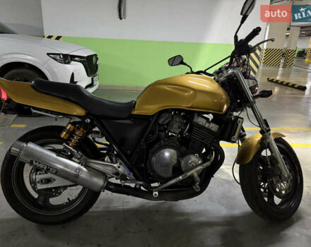 Жовтий Хонда CB 400SF, об'ємом двигуна 0.39 л та пробігом 30 тис. км за 3200 $, фото 6 на Automoto.ua