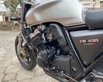 Серый Хонда CB 400SF, объемом двигателя 0.4 л и пробегом 53 тыс. км за 3200 $, фото 18 на Automoto.ua