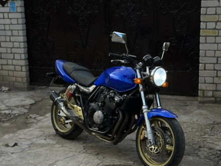 Хонда CB 400SF 2003 у Миколаєві на Automoto.ua Синій Хонда CB 400SF, об'ємом двигуна 0.4 л та пробігом 34 тис. км за 3500 $, фото 1 на Automoto.ua