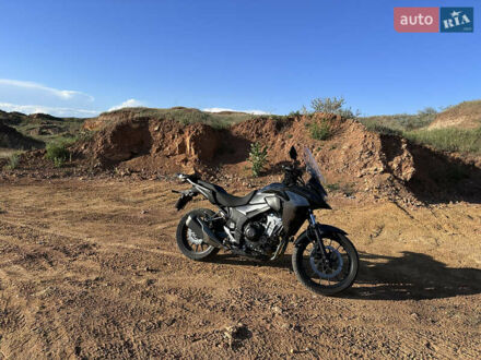 Серый Хонда CB 400X, объемом двигателя 0.4 л и пробегом 37 тыс. км за 5700 $, фото 1 на Automoto.ua
