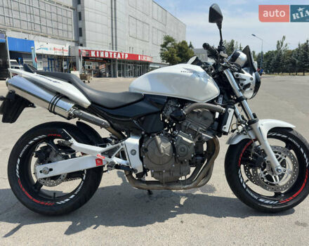 Белый Хонда CB 600F Hornet, объемом двигателя 0.6 л и пробегом 68 тыс. км за 4200 $, фото 7 на Automoto.ua