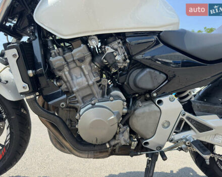 Белый Хонда CB 600F Hornet, объемом двигателя 0.6 л и пробегом 68 тыс. км за 4200 $, фото 6 на Automoto.ua