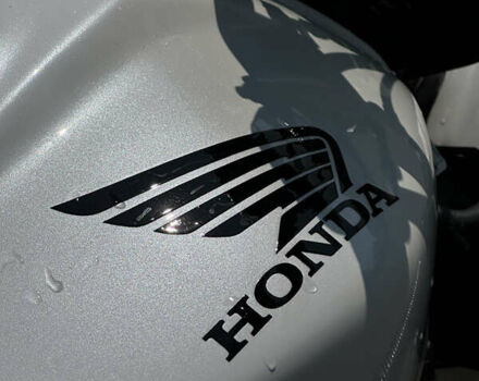 Белый Хонда CB 600F Hornet, объемом двигателя 0.6 л и пробегом 68 тыс. км за 4200 $, фото 4 на Automoto.ua