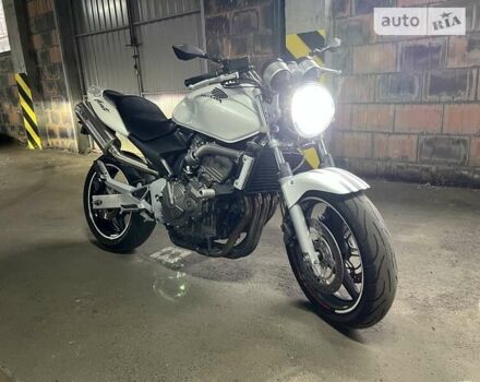 Білий Хонда CB 600F Hornet, об'ємом двигуна 0.6 л та пробігом 53 тис. км за 4500 $, фото 3 на Automoto.ua