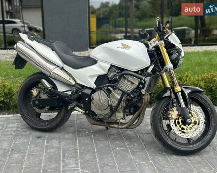 Белый Хонда CB 600F Hornet, объемом двигателя 0.6 л и пробегом 60 тыс. км за 3400 $, фото 2 на Automoto.ua