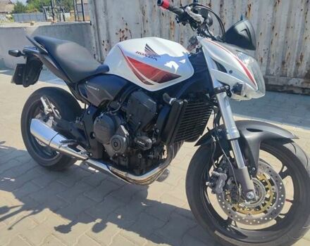 Білий Хонда CB 600F Hornet, об'ємом двигуна 0.6 л та пробігом 29 тис. км за 6000 $, фото 1 на Automoto.ua