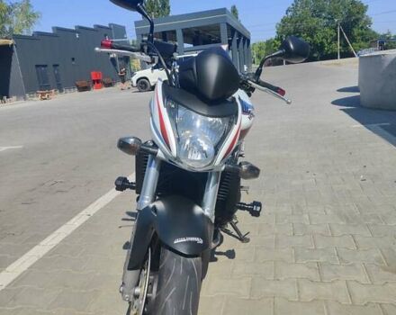 Білий Хонда CB 600F Hornet, об'ємом двигуна 0.6 л та пробігом 29 тис. км за 6000 $, фото 4 на Automoto.ua