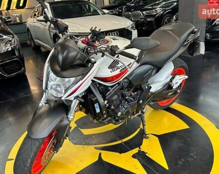 Белый Хонда CB 600F Hornet, объемом двигателя 0.6 л и пробегом 29 тыс. км за 6800 $, фото 2 на Automoto.ua