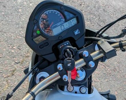 Білий Хонда CB 600F Hornet, об'ємом двигуна 0.6 л та пробігом 35 тис. км за 5799 $, фото 8 на Automoto.ua