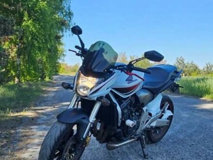 Хонда CB 600F Hornet 2008 у Бучаче на Automoto.ua Білий Хонда CB 600F Hornet, об'ємом двигуна 0.6 л та пробігом 41 тис. км за 5249 $, фото 1 на Automoto.ua
