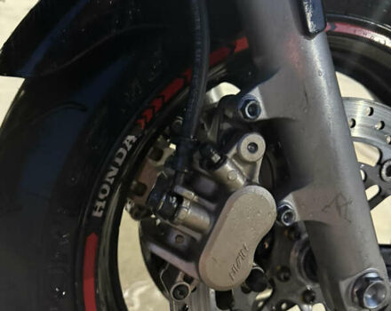 Черный Хонда CB 600F Hornet, объемом двигателя 0.6 л и пробегом 48 тыс. км за 3600 $, фото 4 на Automoto.ua