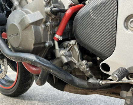 Черный Хонда CB 600F Hornet, объемом двигателя 0.6 л и пробегом 25 тыс. км за 5300 $, фото 13 на Automoto.ua