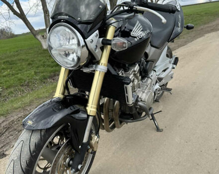 Черный Хонда CB 600F Hornet, объемом двигателя 0.6 л и пробегом 42 тыс. км за 4750 $, фото 2 на Automoto.ua