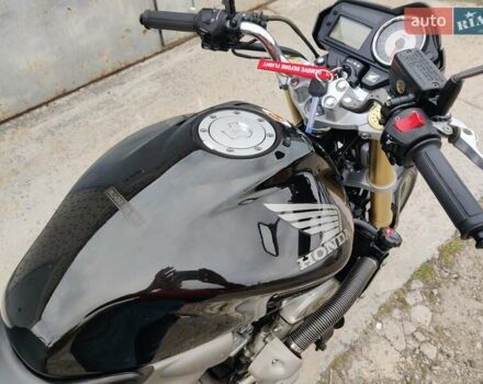 Черный Хонда CB 600F Hornet, объемом двигателя 0.6 л и пробегом 29 тыс. км за 5199 $, фото 2 на Automoto.ua