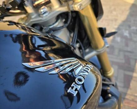Чорний Хонда CB 600F Hornet, об'ємом двигуна 0.6 л та пробігом 57 тис. км за 5099 $, фото 5 на Automoto.ua