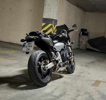 Черный Хонда CB 600F Hornet, объемом двигателя 0.6 л и пробегом 43 тыс. км за 5550 $, фото 3 на Automoto.ua
